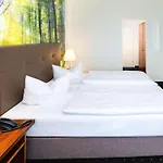 Ahorn Seehotel 3* Templin