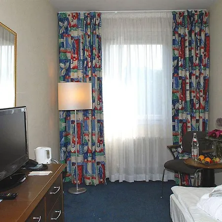 Ahorn Seehotel 3*