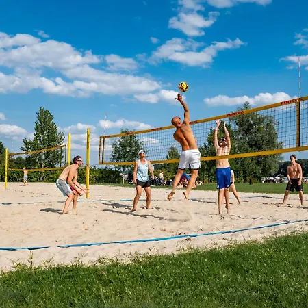 Ahorn Seehotel Szálloda Templin